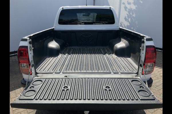 Toyota Hilux 2.4 D-4D-F Netto export 19000 Ex/Ex Trekhaak(3200kg) Double Cab Professional