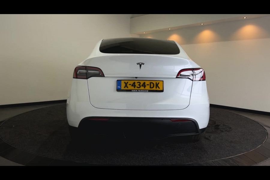 Tesla Model Y RWD 58 kWh | Leder Interieur | Houten afwerking | Verwarmde stoelen en stuur |  Soh (batterijcheck) Waarde 95,1 %