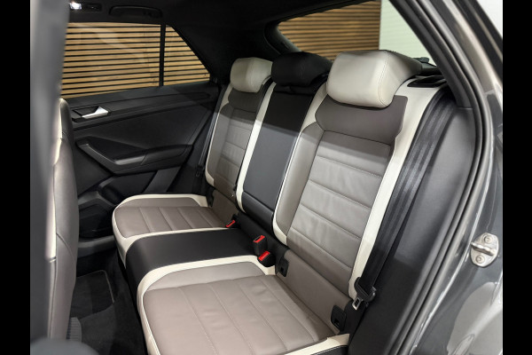 Volkswagen T-Roc 2.0 TSI 4Motion Sport | Pano | Virtual |19 INCH | Leder | ACC | Beats Audio | Winterpakket |