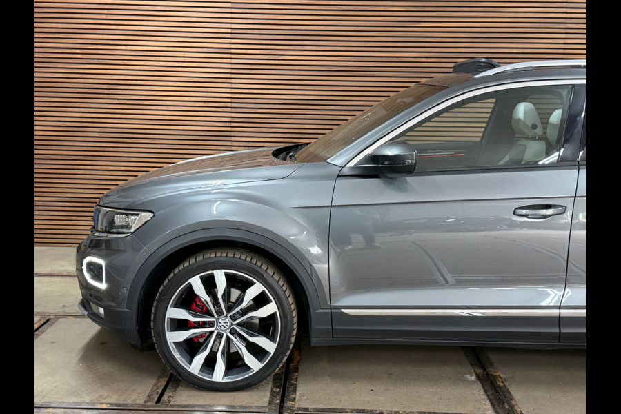Volkswagen T-Roc 2.0 TSI 4Motion Sport | Pano | Virtual |19 INCH | Leder | ACC | Beats Audio | Winterpakket |