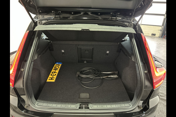 Volvo XC40 Recharge Core | Achteruitrijcamera | Carplay |  Soh (batterijcheck) Waarde 92,4 %