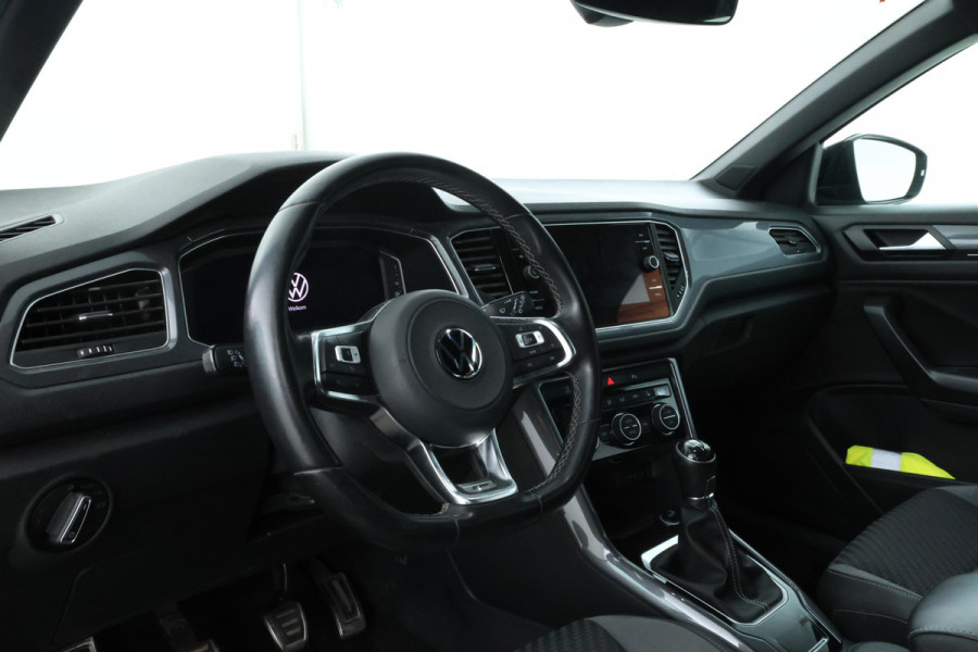 Volkswagen T-Roc 1.5 TSI Sport Business R Virtual, Navigatie, Apple carplay, Climate,