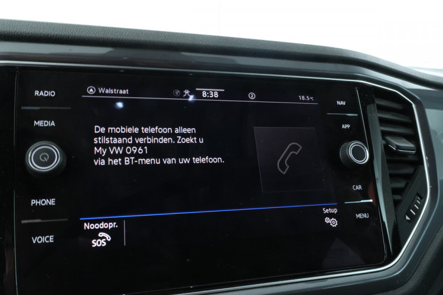 Volkswagen T-Roc 1.5 TSI Sport Business R Virtual, Navigatie, Apple carplay, Climate,