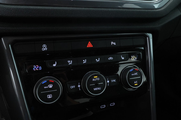 Volkswagen T-Roc 1.5 TSI Sport Business R Virtual, Navigatie, Apple carplay, Climate,