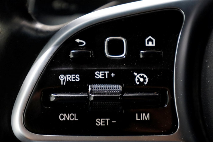 Mercedes-Benz Sprinter 319 CDI 3.0 V6 190pk E6 L2H2 7G Automaat LED/Camera/Trekhaak 3500kg 02-2019