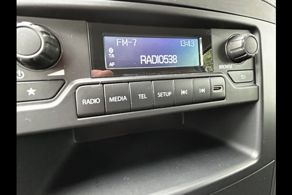 Mercedes-Benz Vito 110 CDI L2 Lang RWD // € 398,- p/mnd // Airco // Achterklep // 12 mnd Garantie // 2000kg // Bank // Radio // CV // Betimmering /