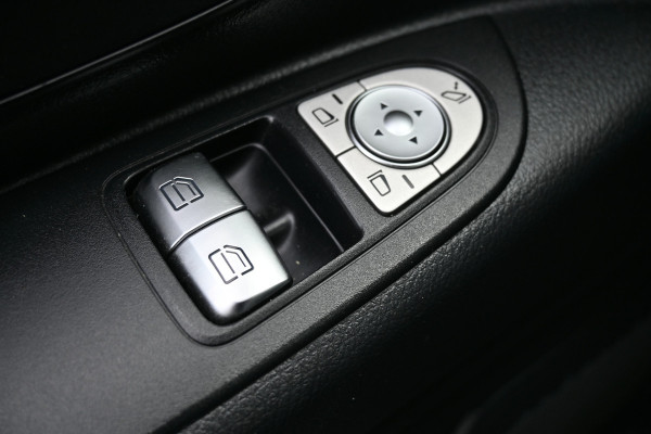 Mercedes-Benz Vito 116 CDI Lang L2 LED, Distronic, Navigatie met camera