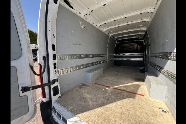 Renault Master T35 2.3 dCi 130 L4H2 EL