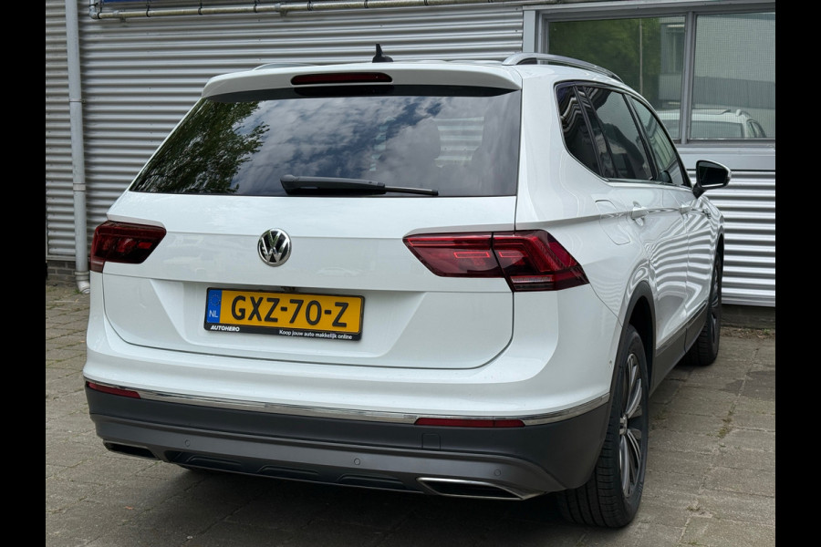 Volkswagen Tiguan Allspace 1.5 TSI Highline l Pano l Virtual l Trekhaak l Navi l Climate l Volleder l