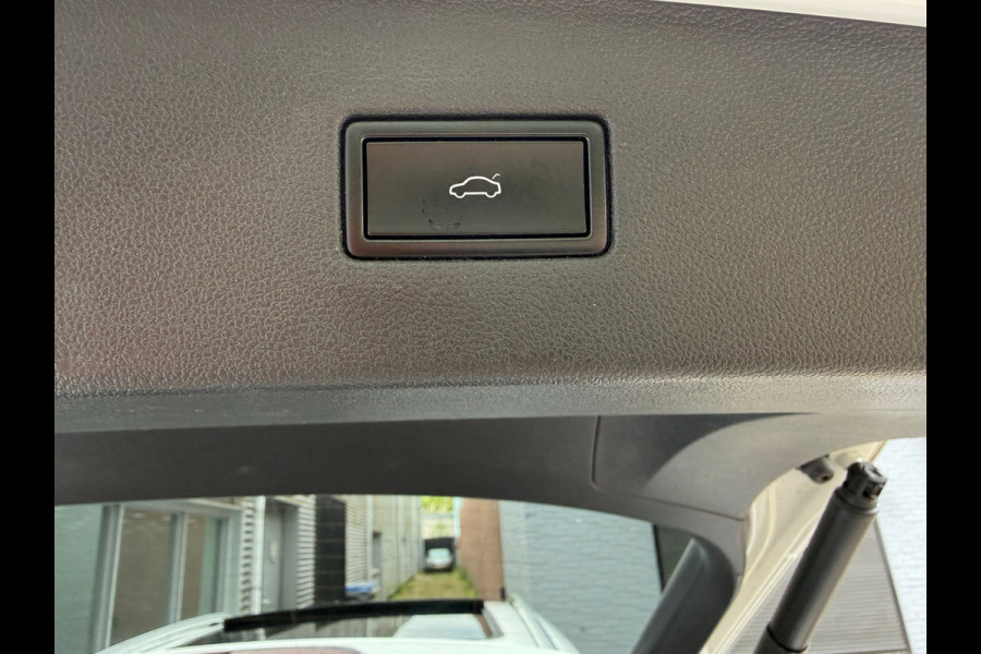 Volkswagen Tiguan Allspace 1.5 TSI Highline l Pano l Virtual l Trekhaak l Navi l Climate l Volleder l