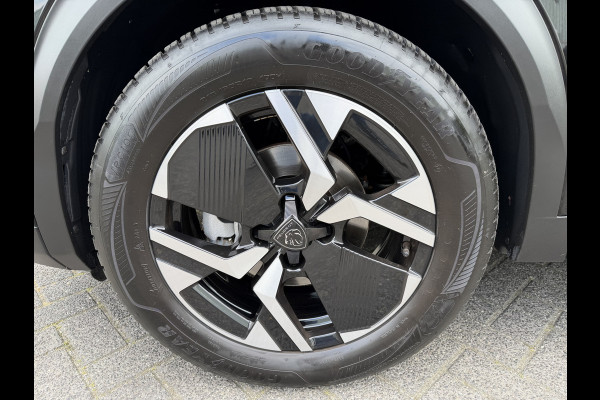 Peugeot 2008 100pk Allure (Keyless Entry - Automatische Airco - Parkeersensoren V+A - LED - 17"incl 4S - Navigatie - Apple Carplay)