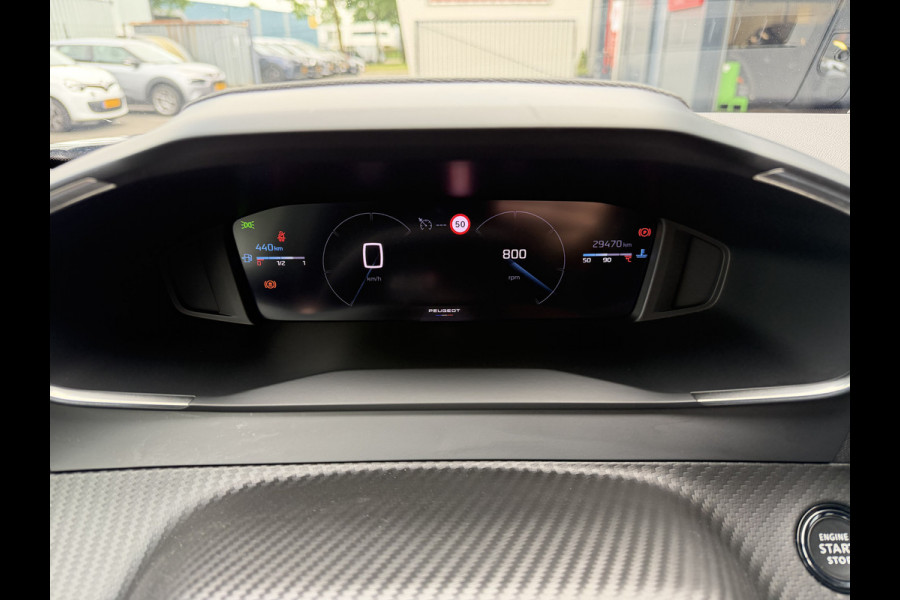 Peugeot 2008 100pk Allure (Keyless Entry - Automatische Airco - Parkeersensoren V+A - LED - 17"incl 4S - Navigatie - Apple Carplay)
