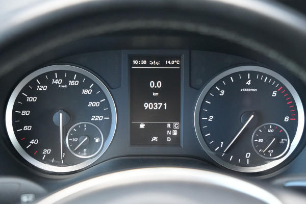 Mercedes-Benz Vito 116 CDI Extra Lang - Trekhaak - LED - Camera - Airco - Betimmering - Stoelverwarming - PDC - Rijklaar