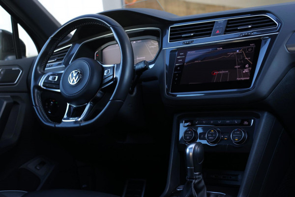 Volkswagen Tiguan 2.0 TSI 4Motion 230Pk 3X R-Line *Pano*Dynaudio*Leder*DCC*Standkachel*