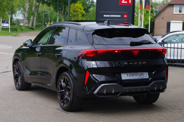 CUPRA Terramar 1.5 TSI e-Hybrid 272 PK VZ America s CUP, Leder, Panoramadak, Sennheiser Sound, Kuipstoelen, Martix-LED