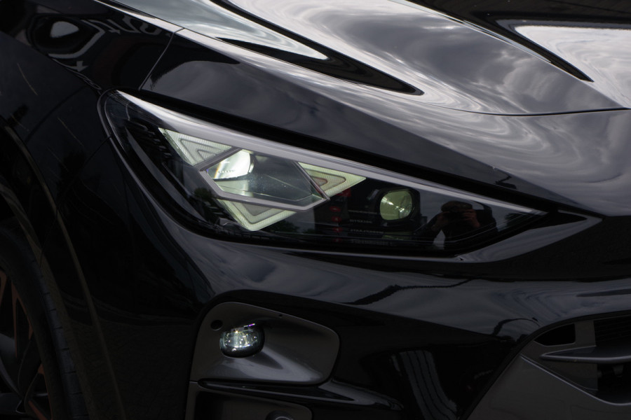 CUPRA Terramar 1.5 TSI e-Hybrid 272 PK VZ America s CUP, Leder, Panoramadak, Sennheiser Sound, Kuipstoelen, Martix-LED