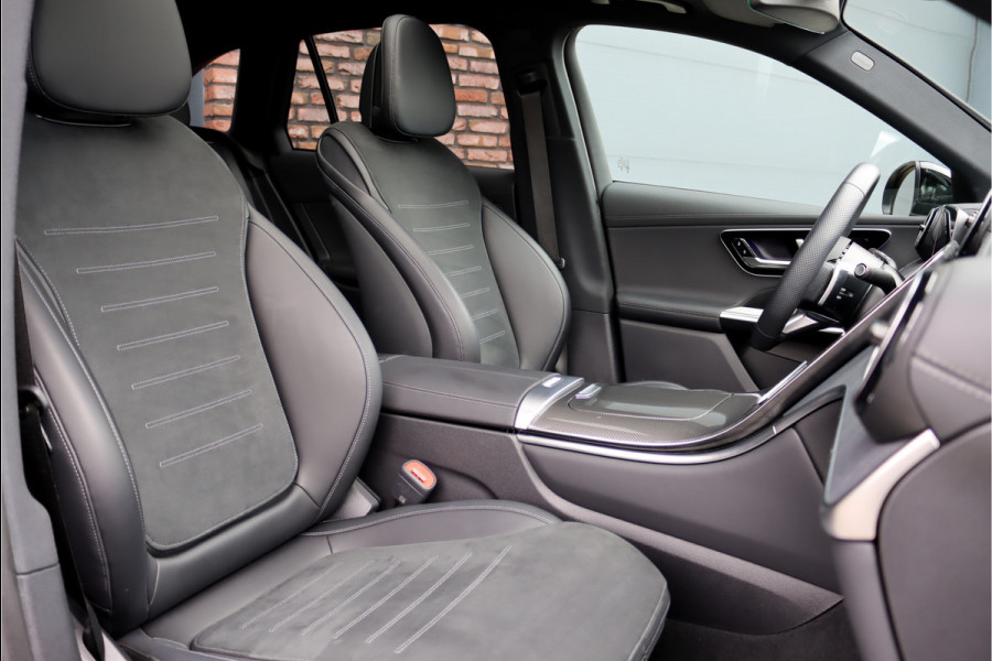 Mercedes-Benz GLC 400e 4MATIC AMG Line Aut9 | Distronic Pro | Memory | Trekhaak | Verwarmd Stuurwiel | Panoramadak | Nightpakket | Camera | Dodehoekassistent |