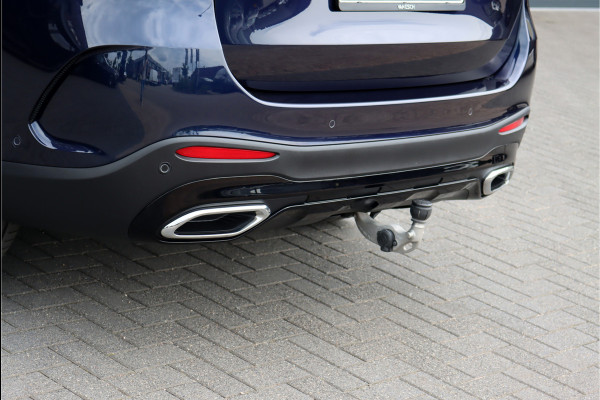 Mercedes-Benz GLC 400e 4MATIC AMG Line Aut9 | Distronic Pro | Memory | Trekhaak | Verwarmd Stuurwiel | Panoramadak | Nightpakket | Camera | Dodehoekassistent |