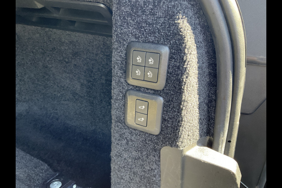 Land Rover Range Rover P400e Vogue Pano Meridian Memory Leer Luchtvering 360° Dealer-Serviced! PHEV