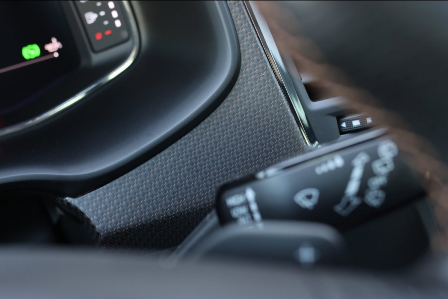 CUPRA Ateca 2.0 TSI 4DRIVE Limited Edition *Pano*Akra*Carbon*Kuipstoelen*360 Camera*Beats*