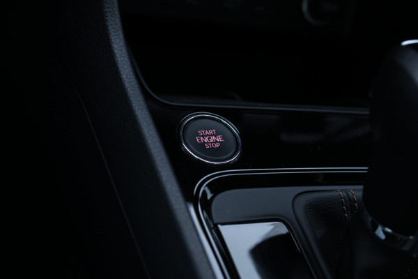 CUPRA Ateca 2.0 TSI 4DRIVE Limited Edition *Pano*Akra*Carbon*Kuipstoelen*360 Camera*Beats*
