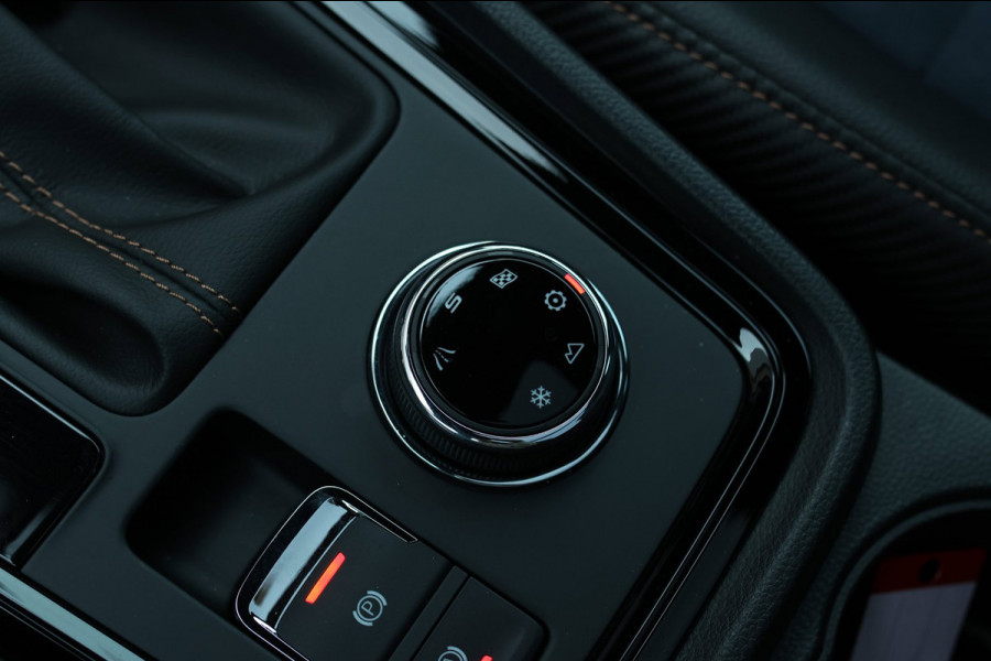 CUPRA Ateca 2.0 TSI 4DRIVE Limited Edition *Pano*Akra*Carbon*Kuipstoelen*360 Camera*Beats*