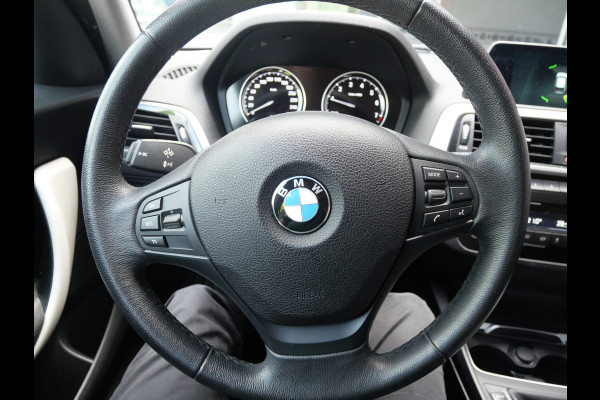 BMW 1-serie 116i EXECUTIVE | CRUISE | FULL-LED | NAVIGATIE | CLIMA | PDC V+A | ALL-SEASON!!