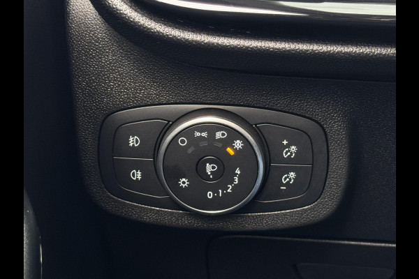 Ford Fiesta 1.1 Trend NL-AUTO | NAVI | CARPLAY