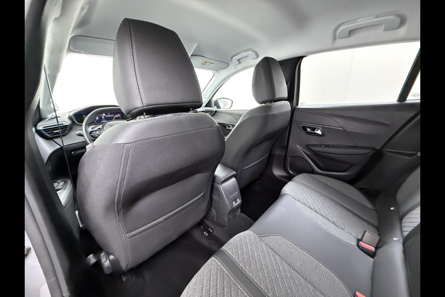 Peugeot 208 1.2 Hybrid 110 e-DCS6 Allure | FABRIEKSGARANTIE t/m 03-2027 | TOPSTAAT! | KEYLESS ENTRY | APPLE CARPLAY-ANDROID AUTO| PARKEERSENSOREN VOOR EN ACHTER |