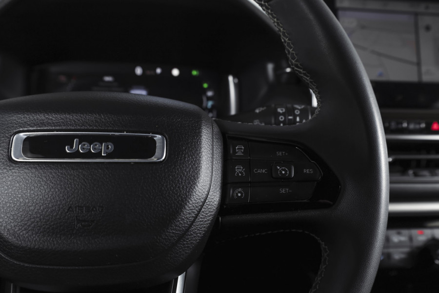 Jeep Compass 4xe 240 Plug-in Hybrid Electric 80th Anniversary | Dig. Cockpit | Adapt. Cruise | PDC | 360 Camera | NAV + App. Connect | ECC | Elek. Klep | |