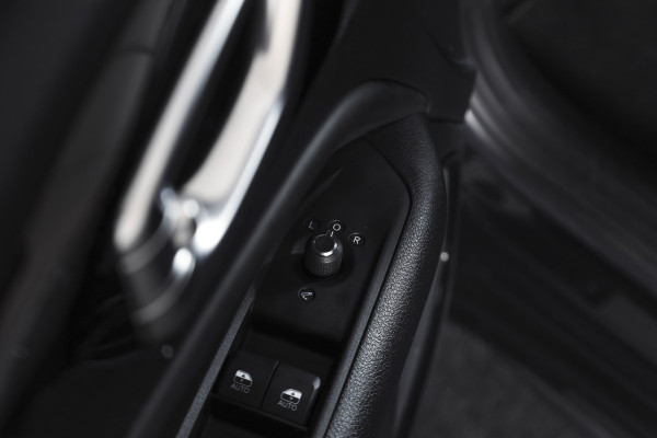 Jeep Compass 4xe 240 Plug-in Hybrid Electric 80th Anniversary | Dig. Cockpit | Adapt. Cruise | PDC | 360 Camera | NAV + App. Connect | ECC | Elek. Klep | |