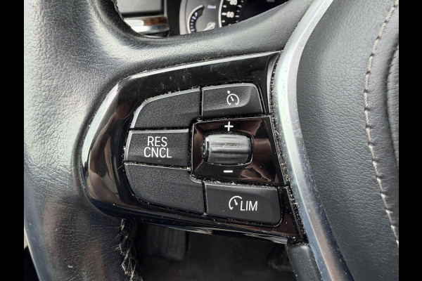BMW 5 Serie Touring 520d High Executive | Camera | Lederen Bekleding | Elektrische Trekhaak | Elektrische Achterklep |