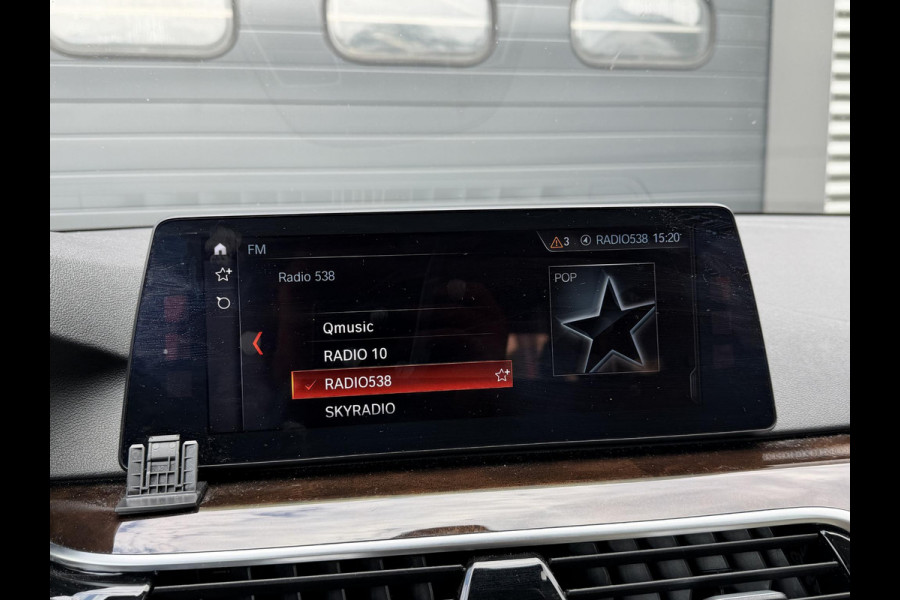 BMW 5 Serie Touring 520d High Executive | Camera | Lederen Bekleding | Elektrische Trekhaak | Elektrische Achterklep |
