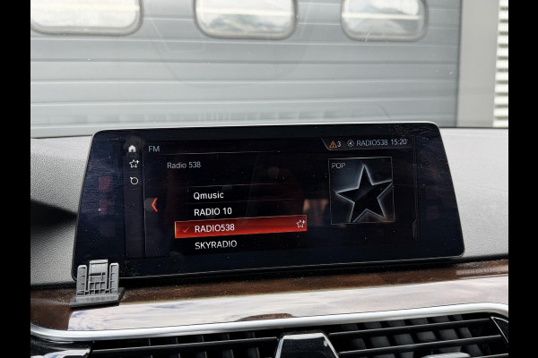 BMW 5 Serie Touring 520d High Executive | Camera | Lederen Bekleding | Elektrische Trekhaak | Elektrische Achterklep |