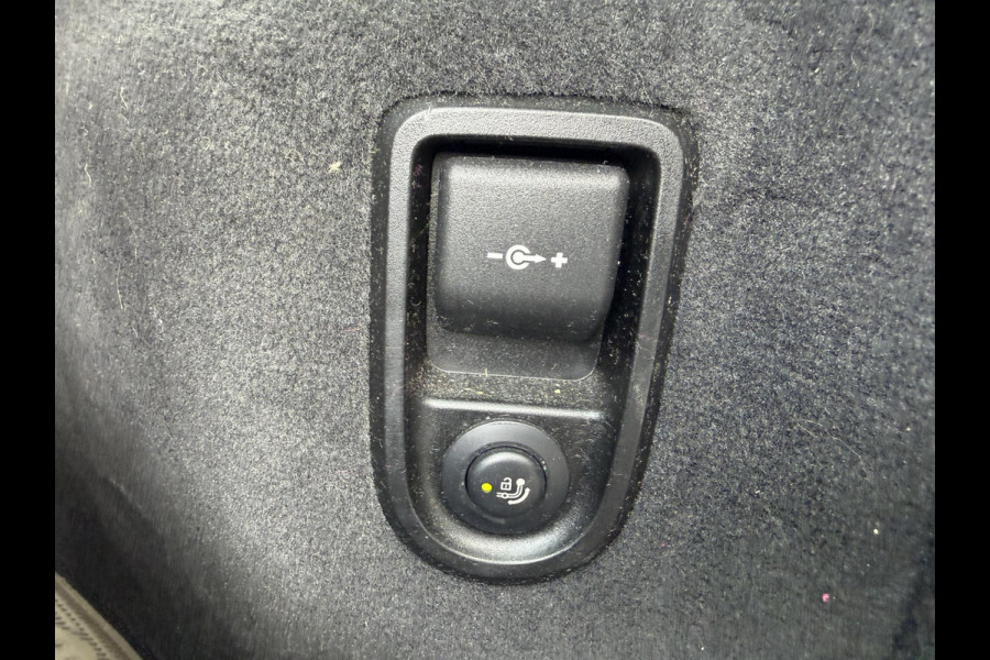 BMW 5 Serie Touring 520d High Executive | Camera | Lederen Bekleding | Elektrische Trekhaak | Elektrische Achterklep |