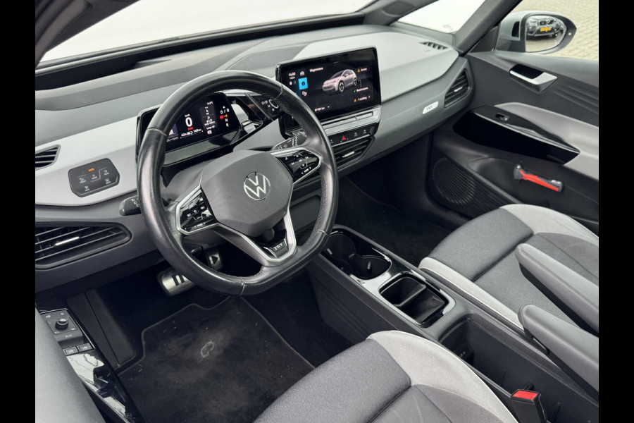 Volkswagen ID.3 First Max 58 kWh ERGO STOELEN | PANO |20'' VELGEN | CAMERA| SOH 90,2%