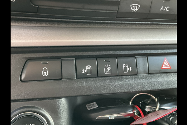 Citroën Jumpy spacetourer 2.0D 177pk 7-Pers Aut Pano Leer 2xSchuifdeur Trekhaak HUD