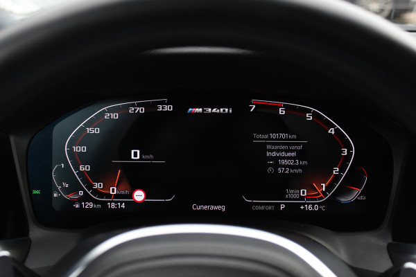 BMW 3 Serie Touring 330i High Exe. M Sport / M340 uitgevoerd / Leder&Alcantara / CarPlay / 19'' / Parkeerhulp V+A / Stoelverwarming / Sportstoelen / DAB / Cruise Control