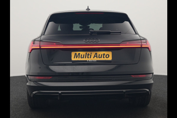 Audi e-tron 50 Quattro Black Edition 313pk Dealer O.H. | Luchtvering | Trekhaak | Camera | Head Up | Lederen Sportstoelen Memory & Verwarmd | Bang & Olufsen | Cruise Control | Keyless | Sfeerverlichting | Apple Carplay | Navigatie | DAB | 21''L.M |