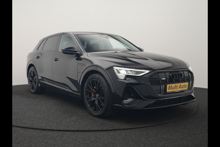 Audi e-tron 50 Quattro Black Edition 313pk Dealer O.H. | Luchtvering | Trekhaak | Camera | Head Up | Lederen Sportstoelen Memory & Verwarmd | Bang & Olufsen | Cruise Control | Keyless | Sfeerverlichting | Apple Carplay | Navigatie | DAB | 21''L.M |
