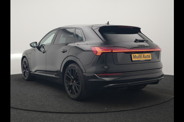 Audi e-tron 50 Quattro Black Edition 313pk Dealer O.H. | Luchtvering | Trekhaak | Camera | Head Up | Lederen Sportstoelen Memory & Verwarmd | Bang & Olufsen | Cruise Control | Keyless | Sfeerverlichting | Apple Carplay | Navigatie | DAB | 21''L.M |