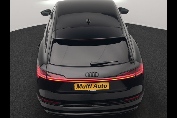 Audi e-tron 50 Quattro Black Edition 313pk Dealer O.H. | Luchtvering | Trekhaak | Camera | Head Up | Lederen Sportstoelen Memory & Verwarmd | Bang & Olufsen | Cruise Control | Keyless | Sfeerverlichting | Apple Carplay | Navigatie | DAB | 21''L.M |