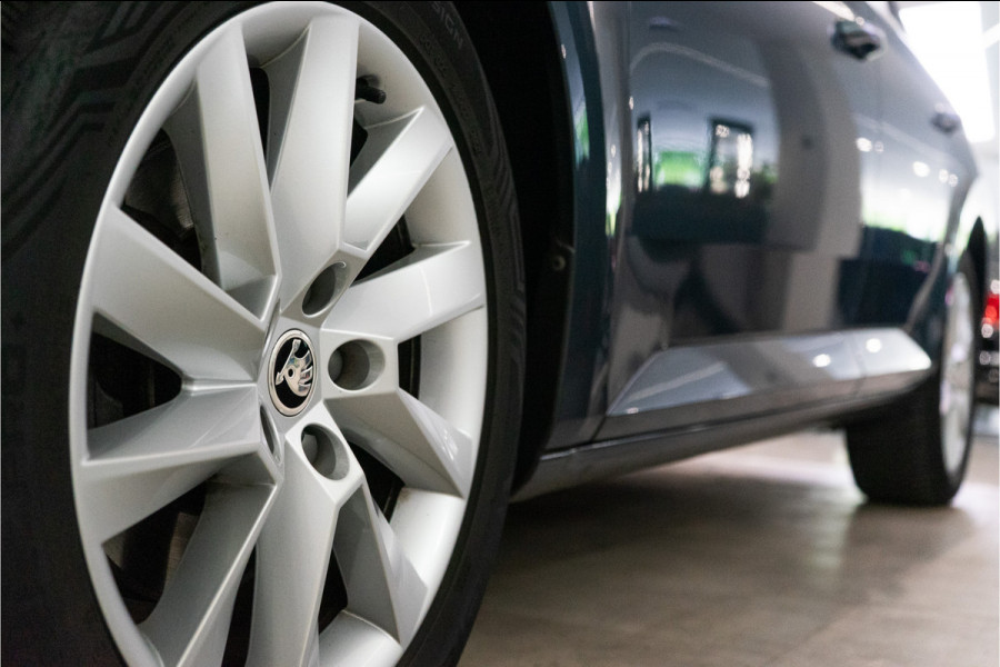 Škoda Superb Combi 1.5 TSI ACT Business Edition 150PK | NL AUTO+NAP | 1e Eigenaar | Carplay | Trekhaak | Garantie