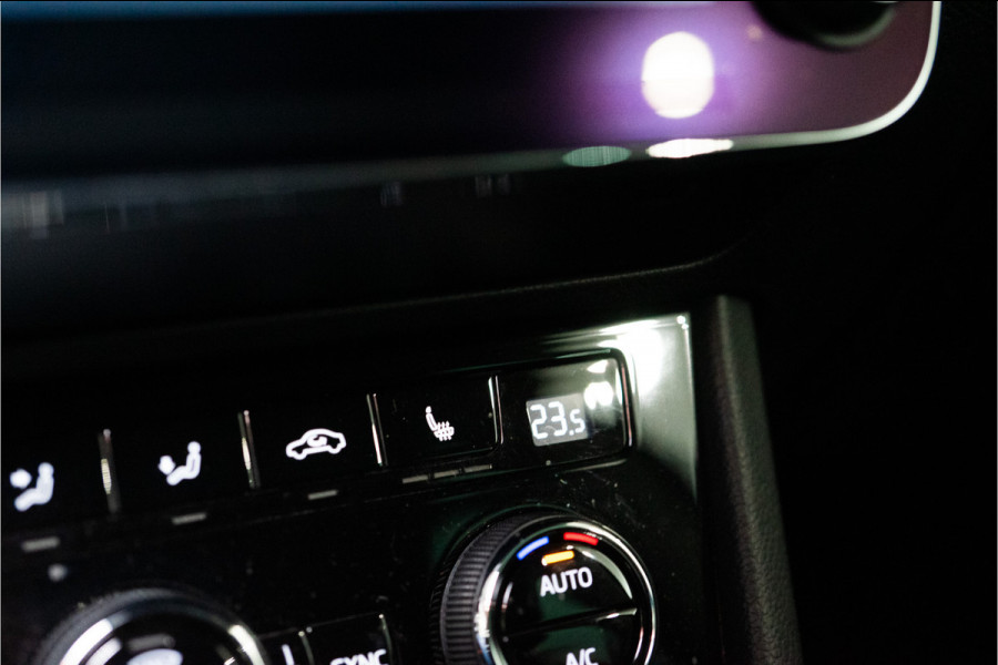 Škoda Superb Combi 1.5 TSI ACT Business Edition 150PK | NL AUTO+NAP | 1e Eigenaar | Carplay | Trekhaak | Garantie