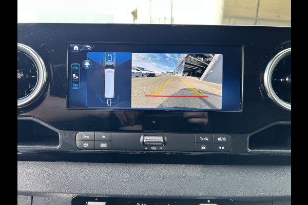 Mercedes-Benz eSprinter 320 L3 Select 81kWh / Snel laden 115kw / Trekhaak / Distronic / MBUX / Smartphone-intergratie / 270 Graden achterdeuren