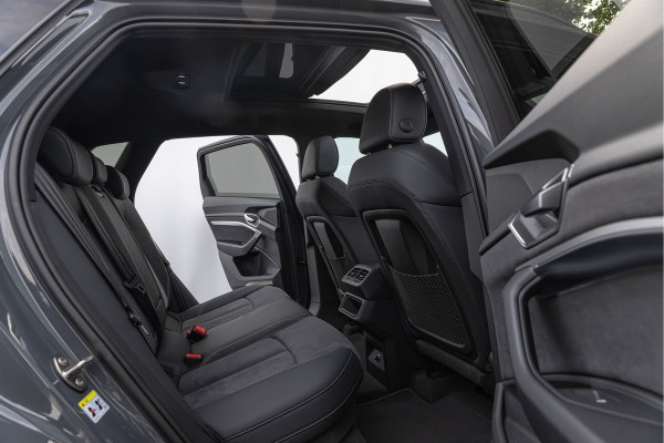 Audi Q8 e-tron 55 Quattro 408pk 115 kWh S-line Pano HuD B&O Trekhaak
