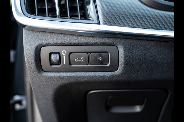 Volvo V90 2.0 T8 AWD R-Design | Bowers&Wilkins Sound |