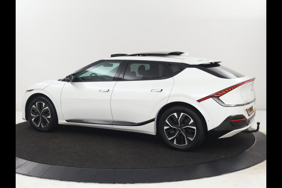 Kia Ev6 GT-Line 77.4 kWh | Panoramadak | Adaptive cruise | Matrix LED | Meridian Surround | Trekhaak | Head-Up | Leder/Alcantara | 360 Camera | Carplay | Keyless