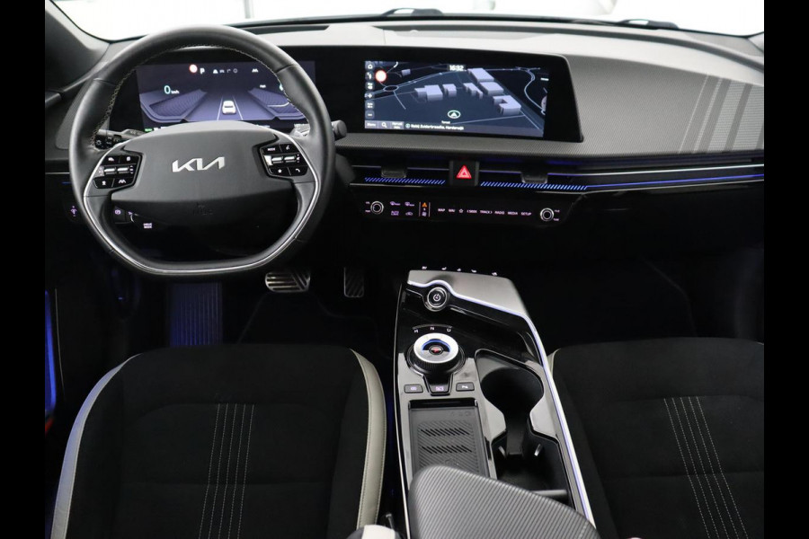 Kia Ev6 GT-Line 77.4 kWh | Panoramadak | Adaptive cruise | Matrix LED | Meridian Surround | Trekhaak | Head-Up | Leder/Alcantara | 360 Camera | Carplay | Keyless