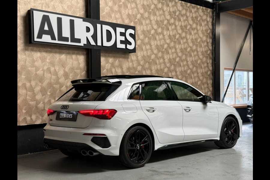 Audi S3 Sportback 2.0 TFSI S3 quattro | Pano | HUD | B&O | Sfeerverlichting | Camera | Led